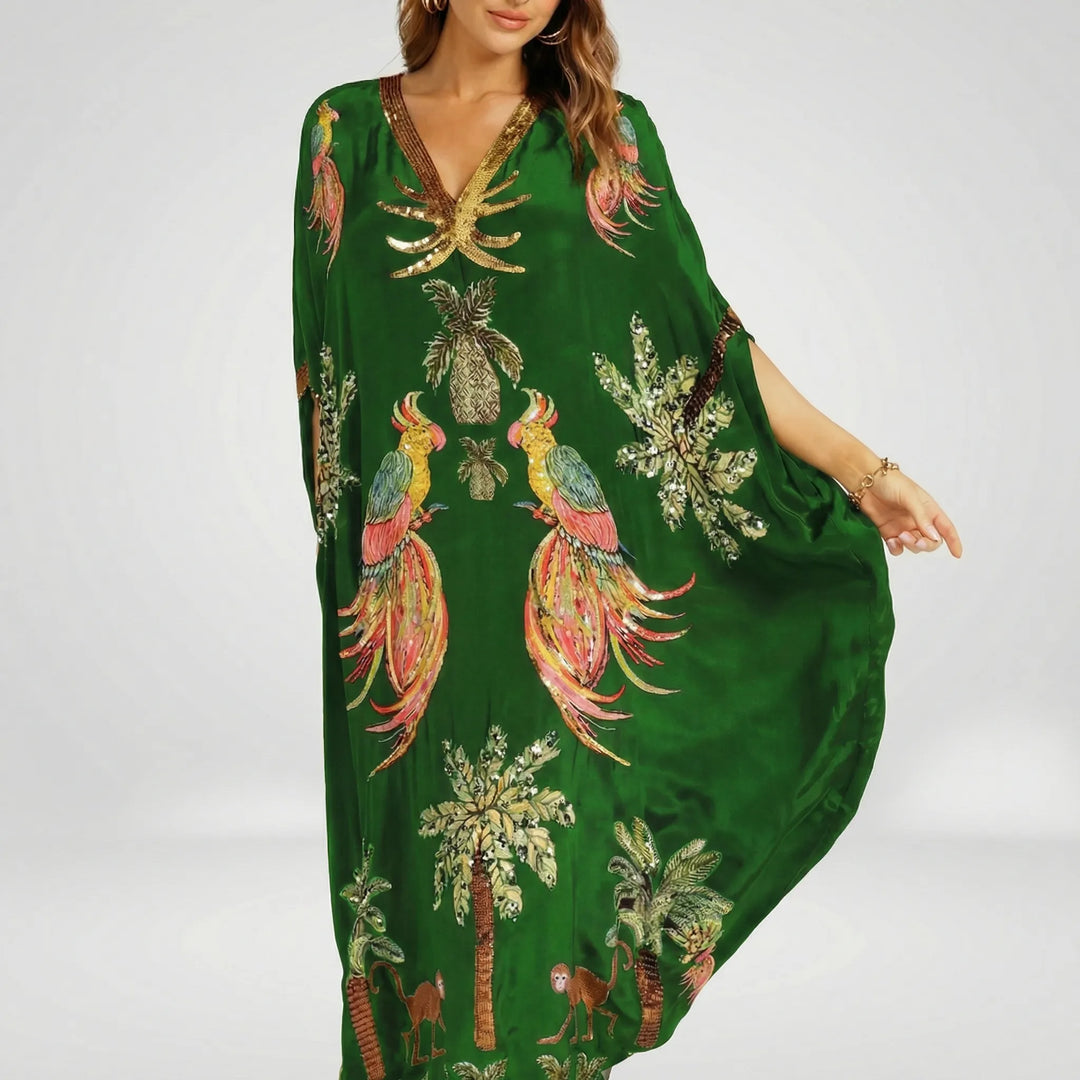 Addison kaftan för dam, ankellång med tropiskt mönster. Lös passform, bekväm och elegant sommar- och strandklänning.