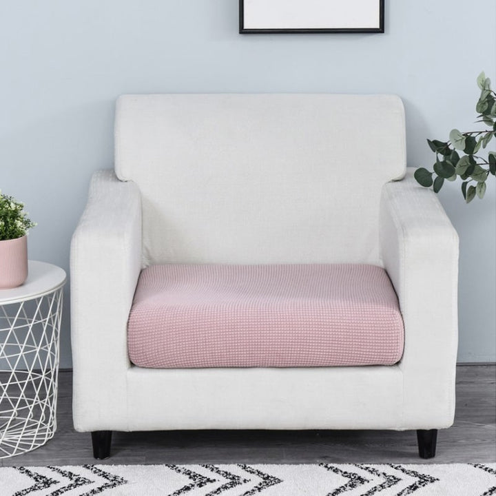 "Elegant avtagbart soffsitsöverdrag i mjuk sammet med modern design, skyddar och förnyar din soffa med stil och komfort."