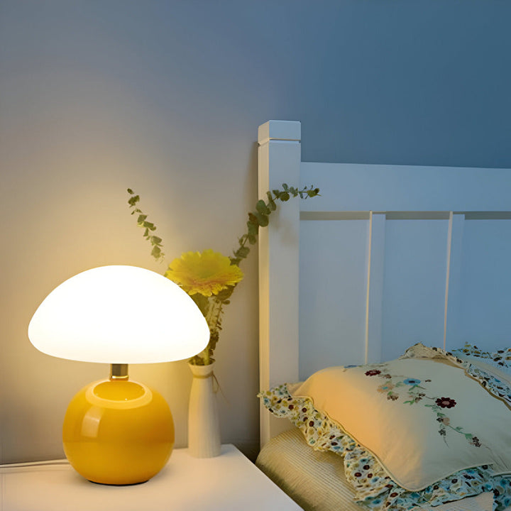 Vit LED svamplampa i Bauhaus-stil. Bordslampa med 3 ljusfärger, stämningsbelysning för hemmet.