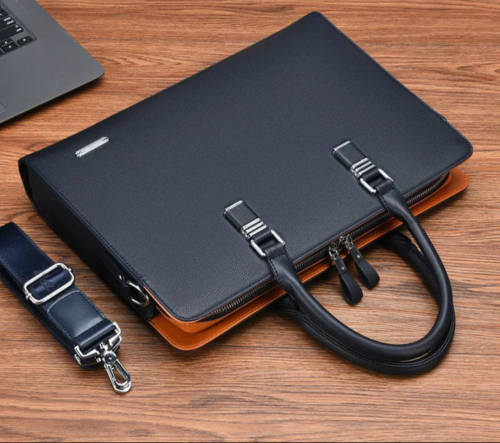 Elegant brun laptopväska för herr. Professionell portfölj, organiserad för 35/38cm bärbar dator.
