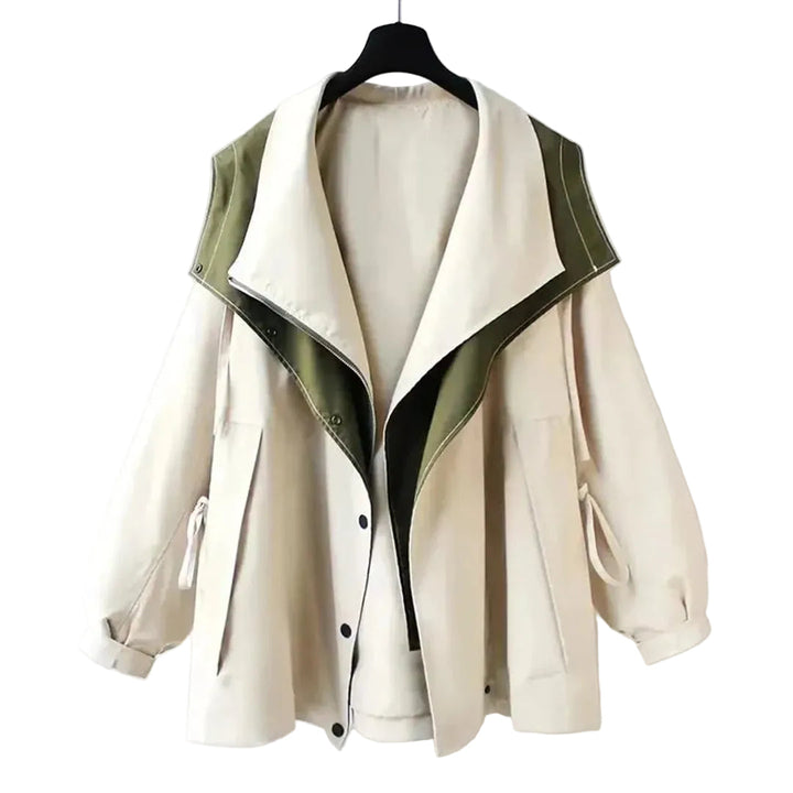 Elegant dam dubbellagerjacka med huva i beige, perfekt för vår och höst.