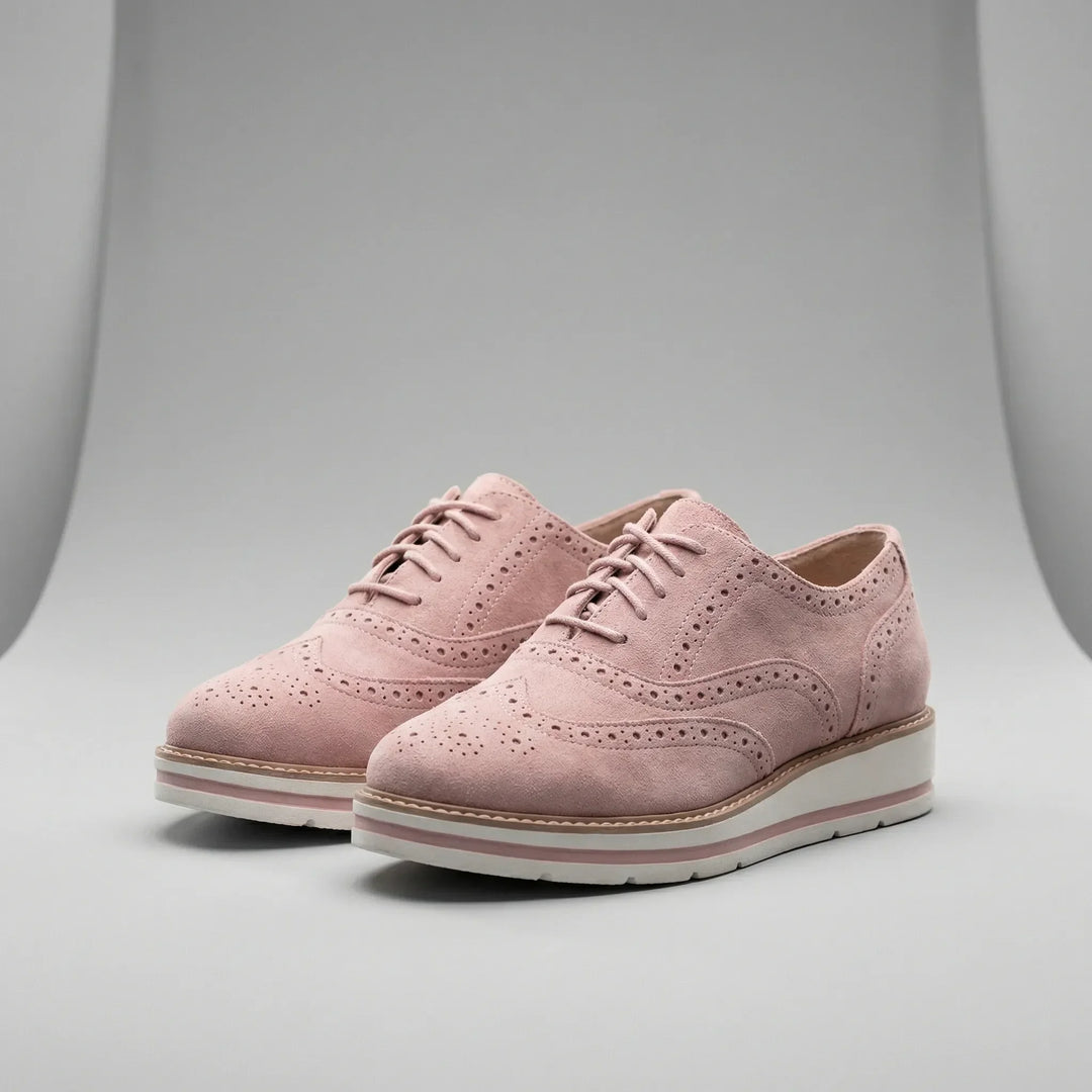 Rosa dam lågskuren Oxford-sneaker Amy. Elegant snörsko med platåsula för komfortabel vardag.