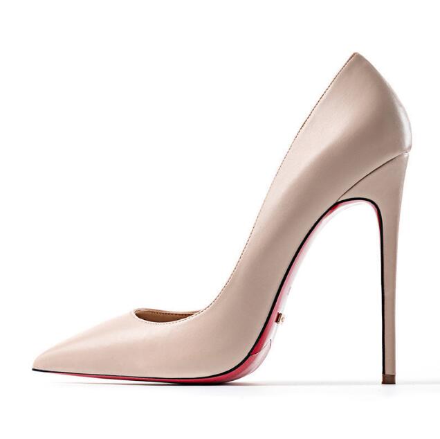 Elegant högklackad pumps, spetsig tå. Dam festsko, tidlös & stilfull för kvinnor.