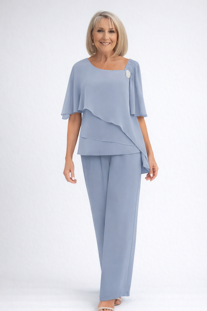 Elegant dam sommar tvådelat set med topp & byxor i marinblått. Perfekt för sommarfest & bröllop.