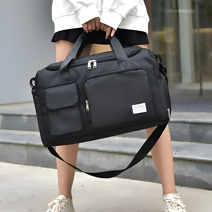 Elegant weekendväska för dam, robust dufflebag för resor, sport & som organiserad handbagage.