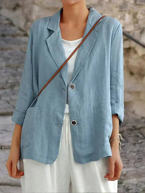 Olivia damblazer: elegant jacka med avslappnad passform för kvinnor. Perfekt för business casual, kontor, mode & vardag.