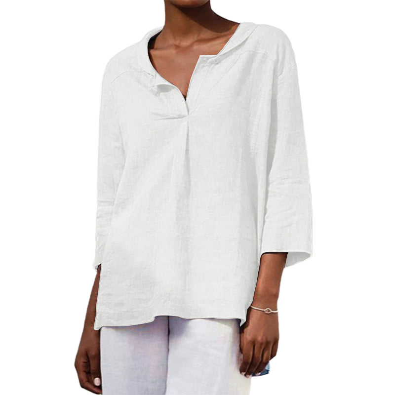 "Elegant damblus med skjortkrage och 3/4-ärmar, i casual stil, finns i vit, svart och röd, bekvämt bomullsmaterial."