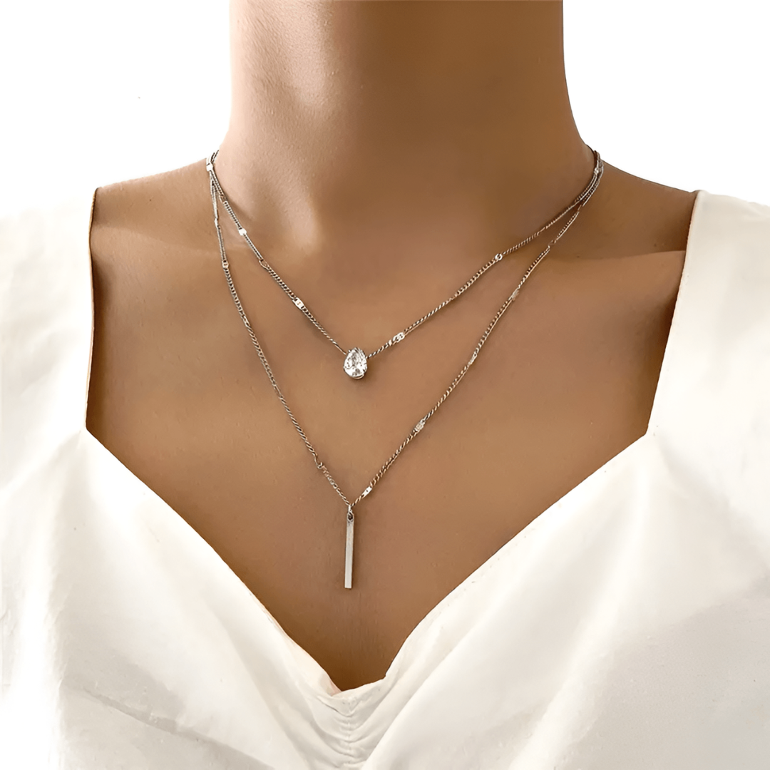 Lumia halsband med unik lysande gallerdesign. Elegant damaccessoar, perfekt som present.