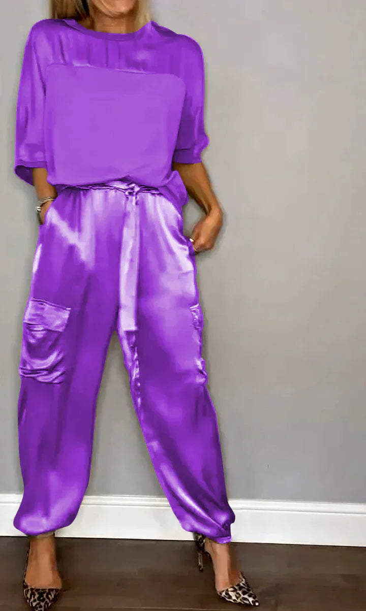 Mångsidig elegant damjumpsuit för högtider, en modefavorit bland damkläder.