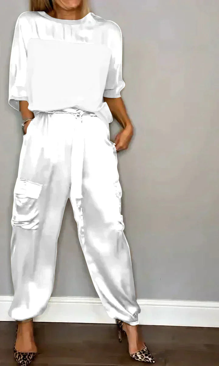 Festlig damjumpsuit, idealisk för galakvällar och eleganta tillställningar.