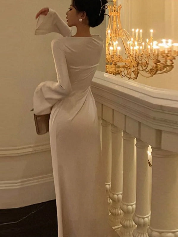 Festklänning för kvinnor, tidlös design med elegant silhuett, perfekt för både fest och vardag, kvinnomode.