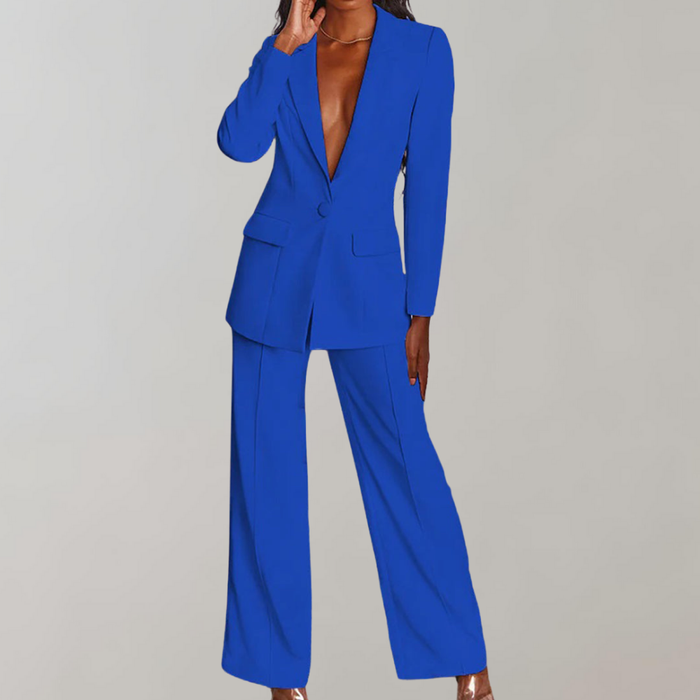 Stilrent damset med elegant blazer och byxor i tidlös design, bekvämt året runt.