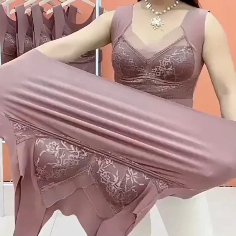 "Elegant damtermounderställ med inbyggd BH, scoop-neck design, andningsbar polyester, svart färg för komfort och stil."