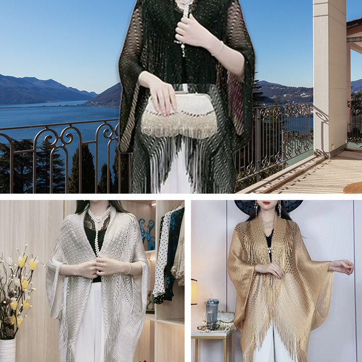 "Elegant franssjal för dam, guld med solskydd. Polyester för komfort och stil. Perfekt accessoar för alla tillfällen."