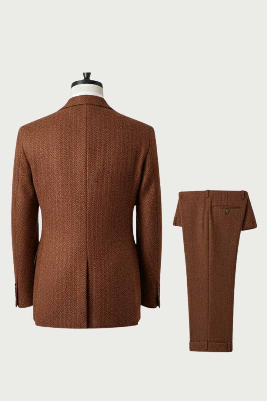Formellt herr kostymset, enkelknäppt kavaj och byxor, sommarvänligt material. Elegant och bekväm.