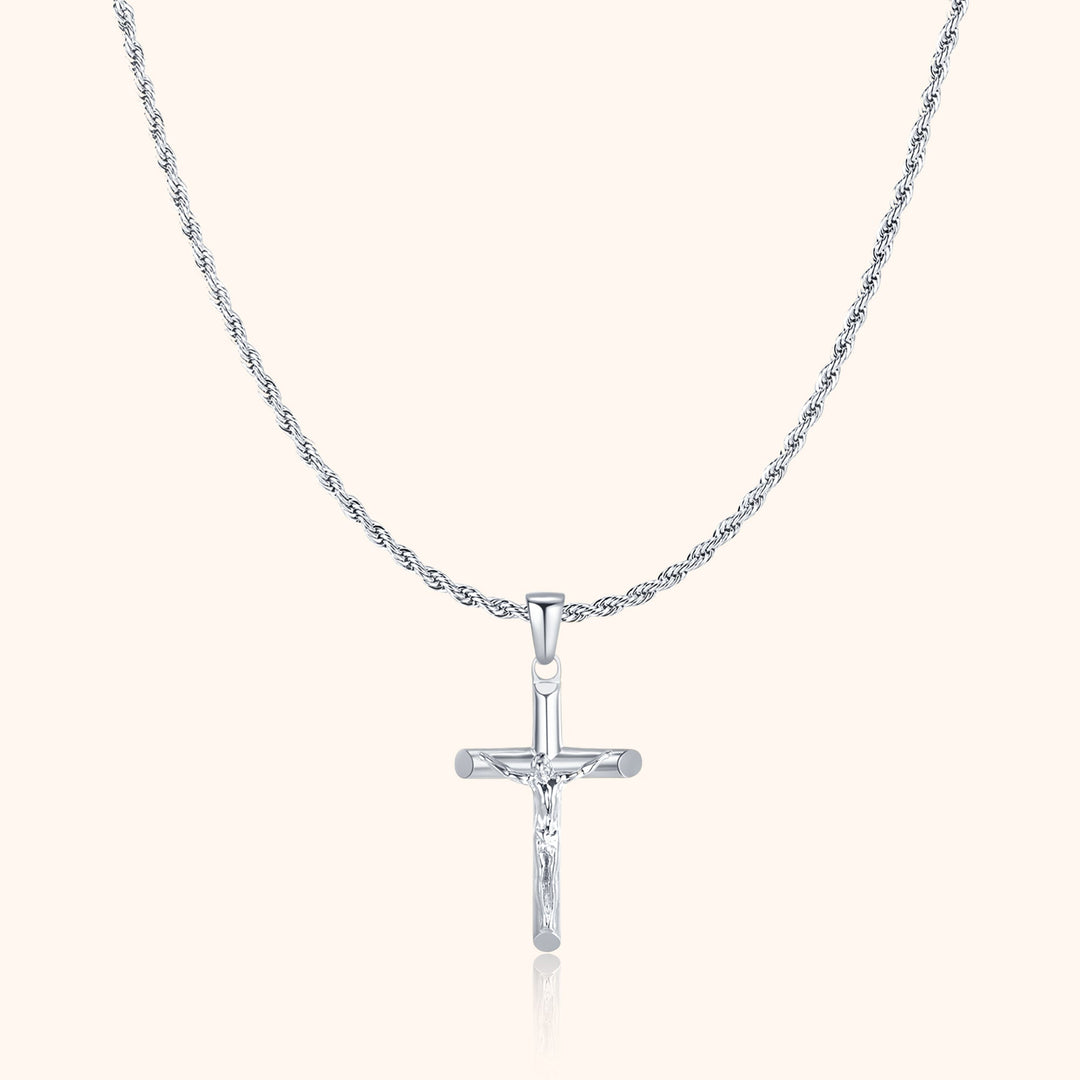 Elegant herrhalsband med kors i sterlingsilver, symbol för styrka och tro. Perfekt present för män.