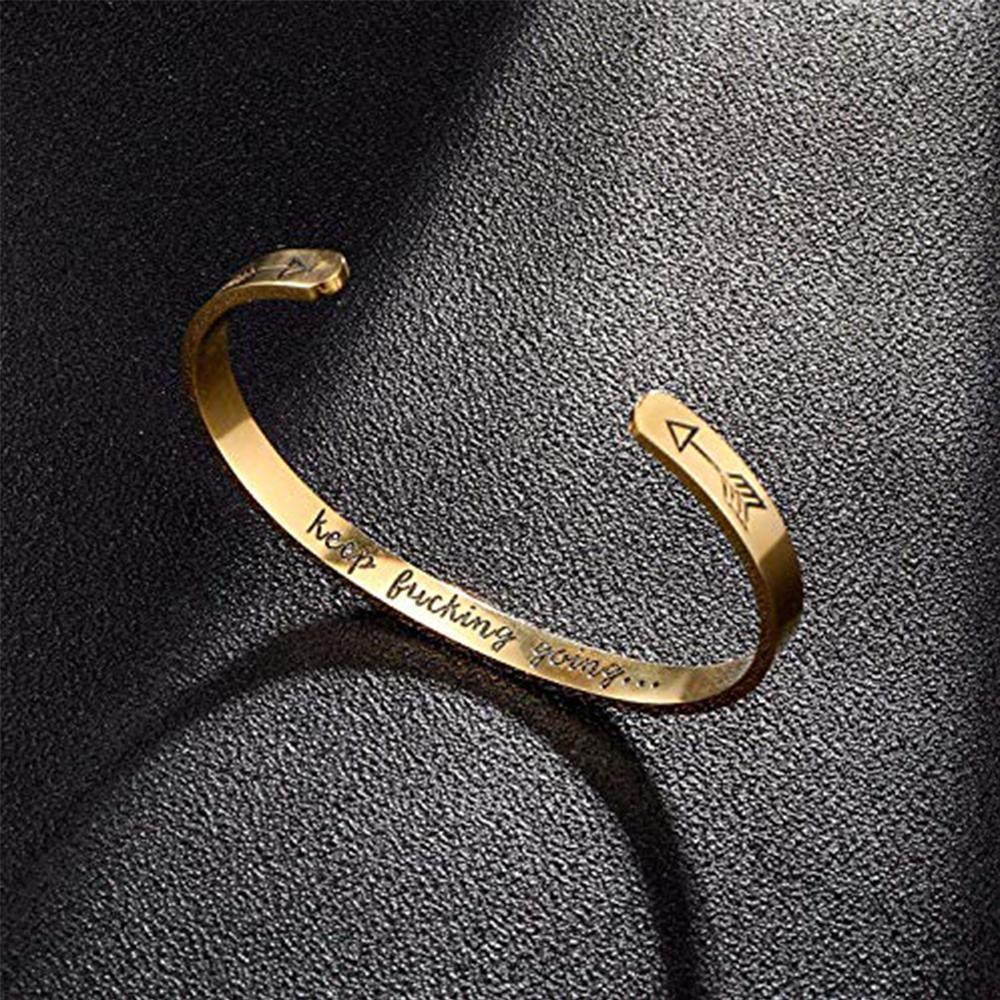 "Elegant Hope manschettarmband för kvinnor, justerbart och gravyr, inspirerande design i rostfritt stål."