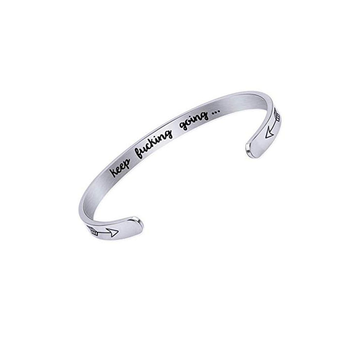 "Elegant Hope manschettarmband för kvinnor, justerbart och gravyr, inspirerande design i rostfritt stål."