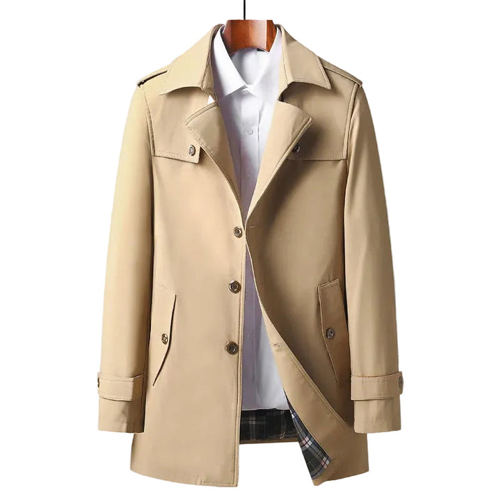 Elegant klassisk herr trencchcoat i beige med bälte, perfekt för business casual höst och vår.