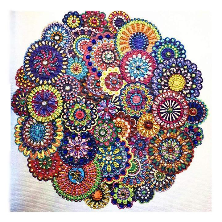 "Elegant kristallapplikatorverktyg dekorerat med kristaller, perfekt för nageldekoration och kreativa ytor, maxad precision."