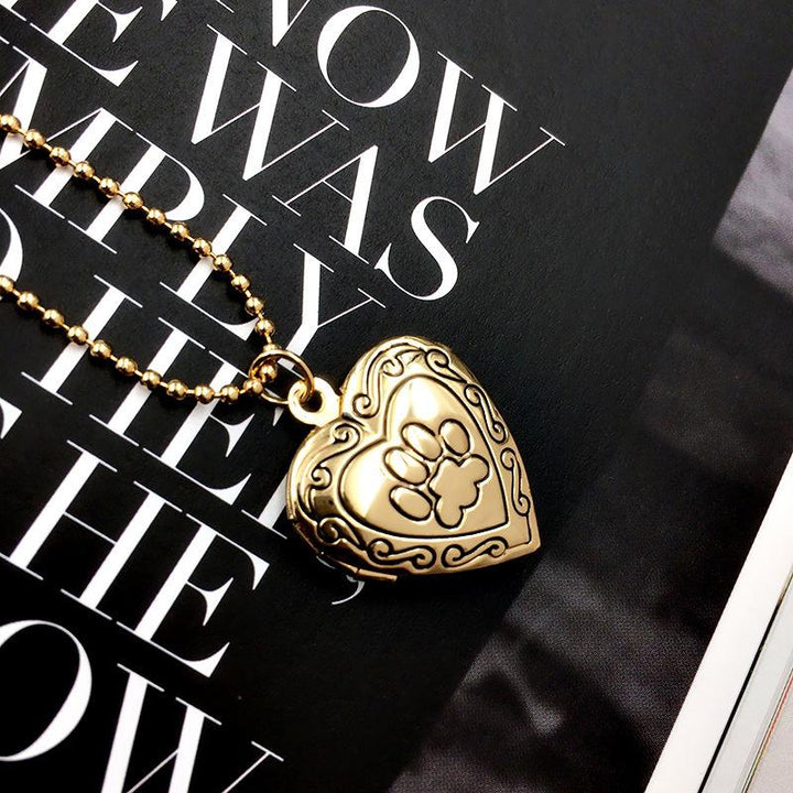 Elegant kvinnors katt tass halsband i silverpläterad alloy med öppningsbart hänge för bild, för stil och djurkärlek.