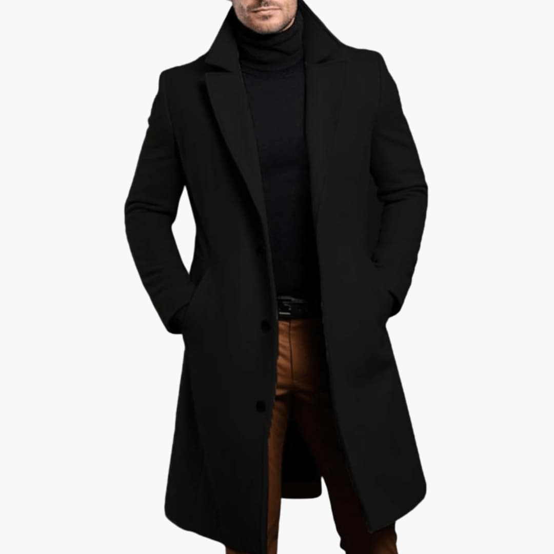 Elegant lång kappa för män med slagkrage. Formellt ytterplagg, perfekt för höst och vinter.