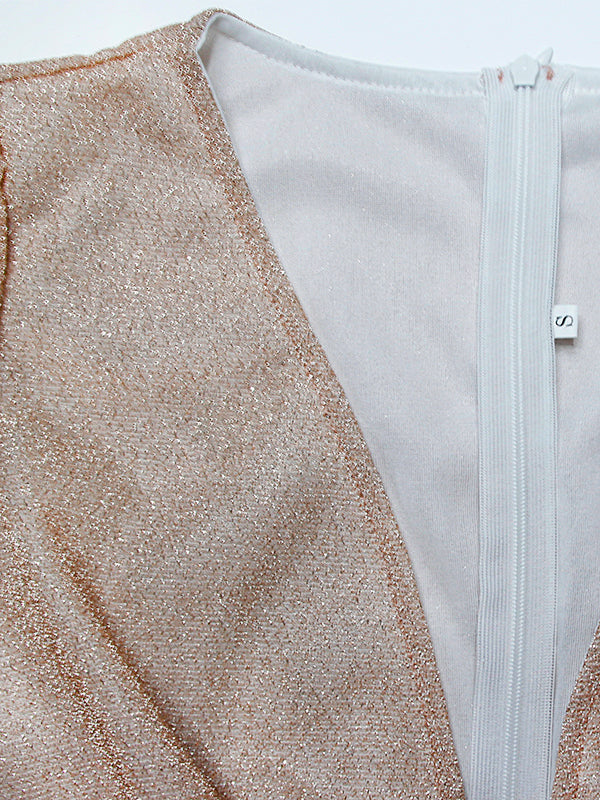 Vår-/sommarklänning i lång modell för kvinnor, prydd med eleganta paljetter, V-ringad design.