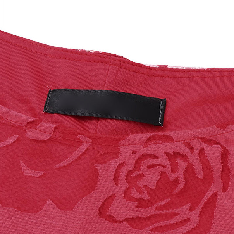 "Elegant lång spetsklänning med rund hals, blommigt mönster, A-linjeform, perfekt för festliga och vardagliga tillfällen."