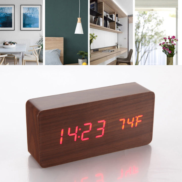 "Elegant LED träklocka med röststyrning, finns i beige, svart, vit och brun med justerbar LED-ljusstyrka."