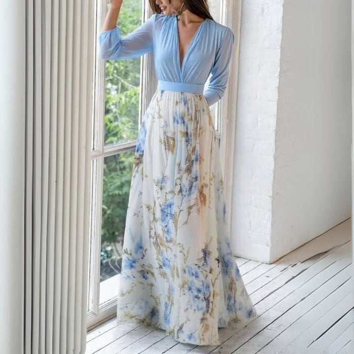 Somrig maxiklänning för kvinnor, blommig med V-ringning, bekväm och bohemisk stil för en elegant look.