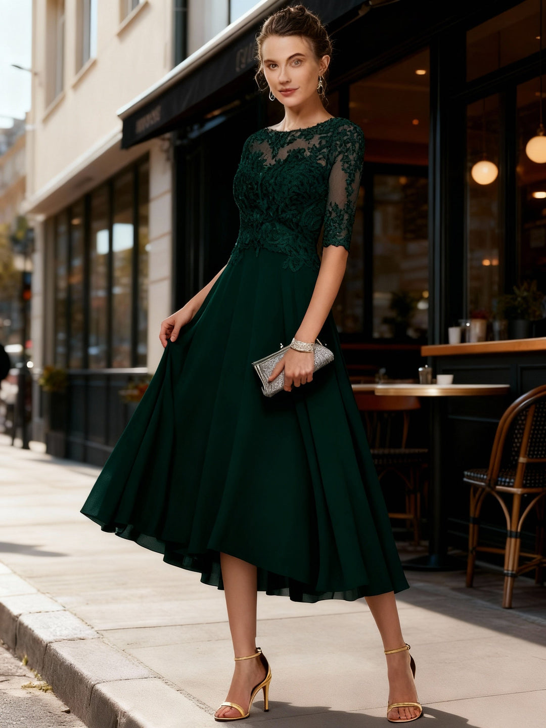 Stilren maxiklänning för kvinnor med all-over spets, en bekväm sommarklänning i elegant stil.