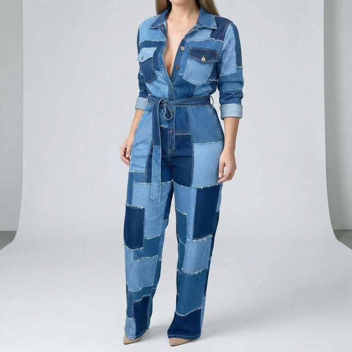 Exklusiv byxdress Ava i mjukt fallande tyg. Elegant för dam, passar både vardag och fest.