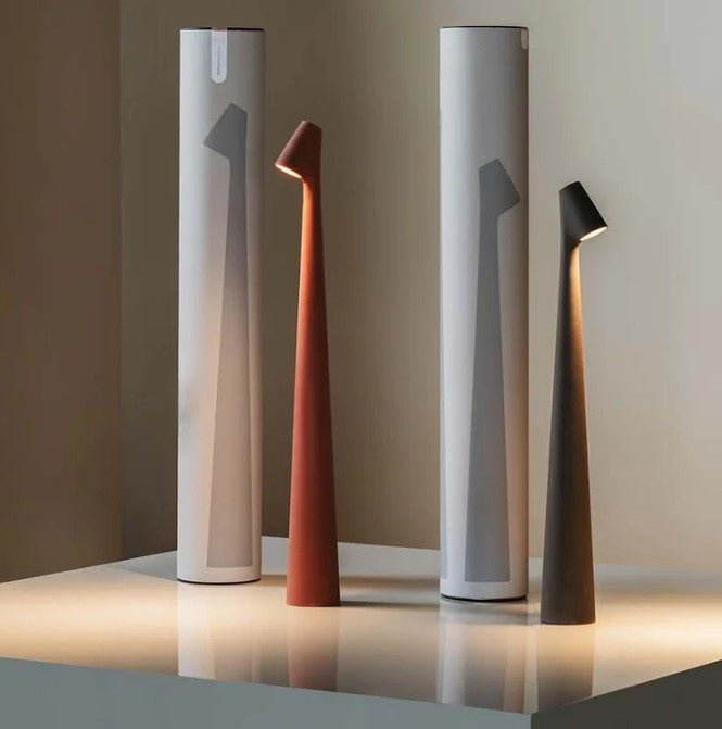 Högkvalitativ LED-bordslampa, modern belysning för vardagsrum, sovrum och läshörnor.