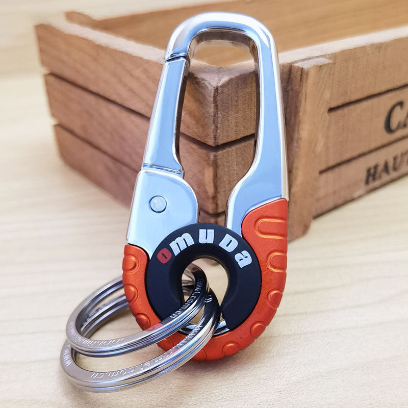 "Elegant nyckelring för män i rostfritt stål, dubbelringdesign, stilren accessoar, perfekt för att organisera nycklar"