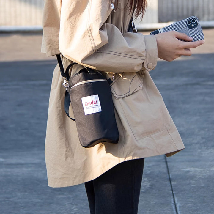 Elegant PU-läder flaskväska för damer, multifunktionell och stilren, perfekt för utomhus och vardagstillbehör.