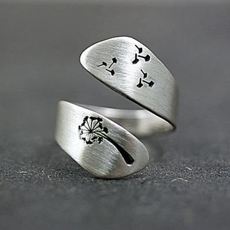 "Elegant silver Nature Art ring med justerbar design, med maskros och fjällmotiv, för män och kvinnor."