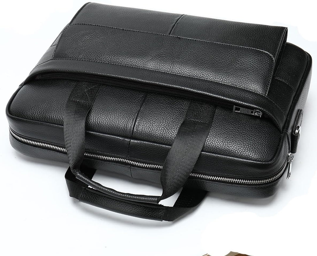 Exklusiv läderportfölj med plats för laptop & A4-dokument. Den perfekta kontorsväskan för en professionell look.
