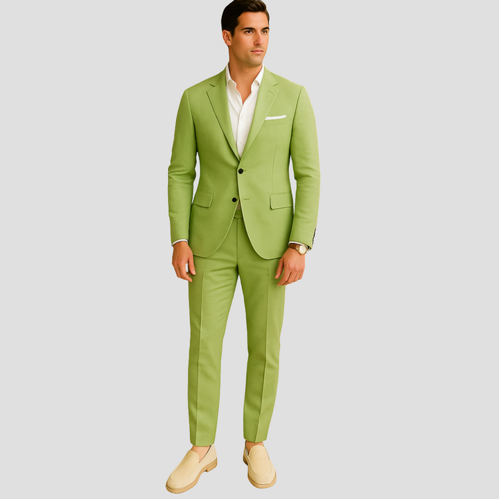 Komplett herr-kostymset i slim fit design, anpassad för vårmode och sommarstil med sin bekväma passform.