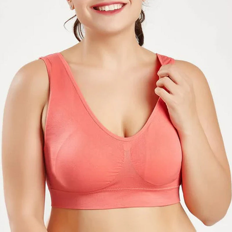 "Elegant sport-bh för kvinnor, frontvy. Ergonomisk design i slitstarkt nylon, perfekt för alla träningsformer."