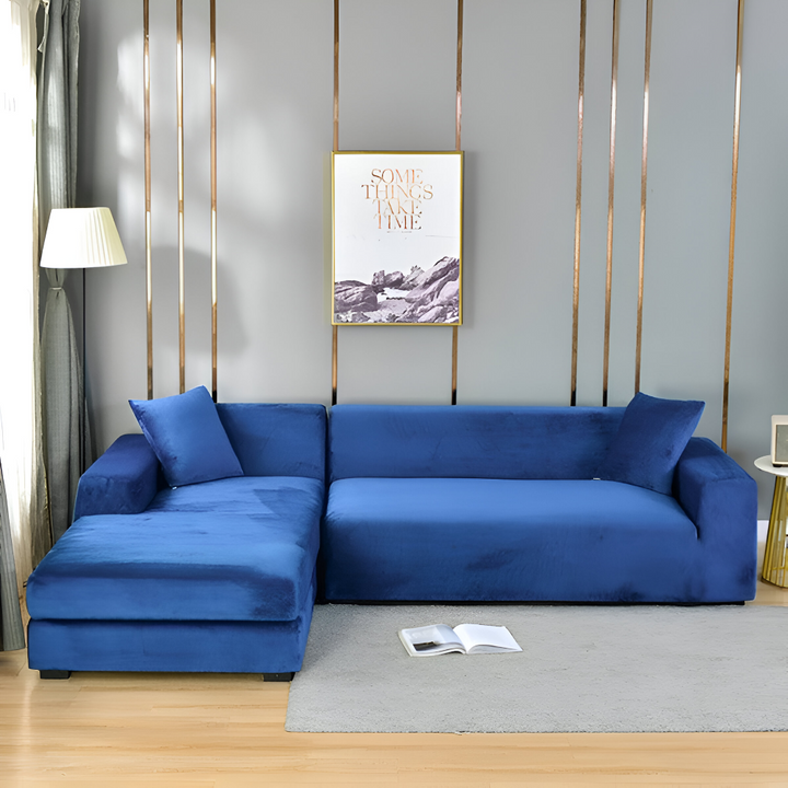 Modernt sofföverdrag med stretch, ger vardagsrummet en fräsch look & skyddar effektivt.