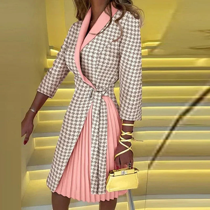 Kvinnors blazerklänning i svart, både casual och formell, för en sofistikerad look.