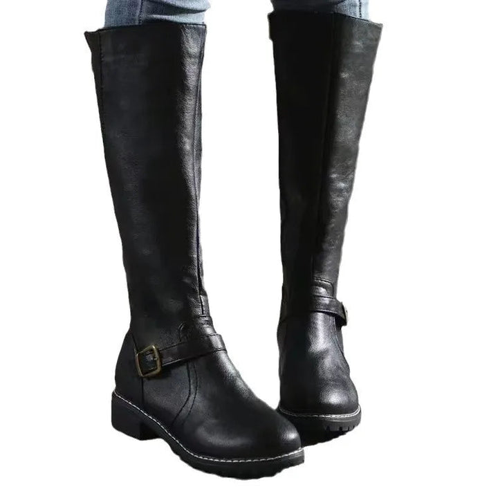 Stilfulla kvarnors läderstövlar med låg klack, en bekväm och elegant sko för höstens dammode.