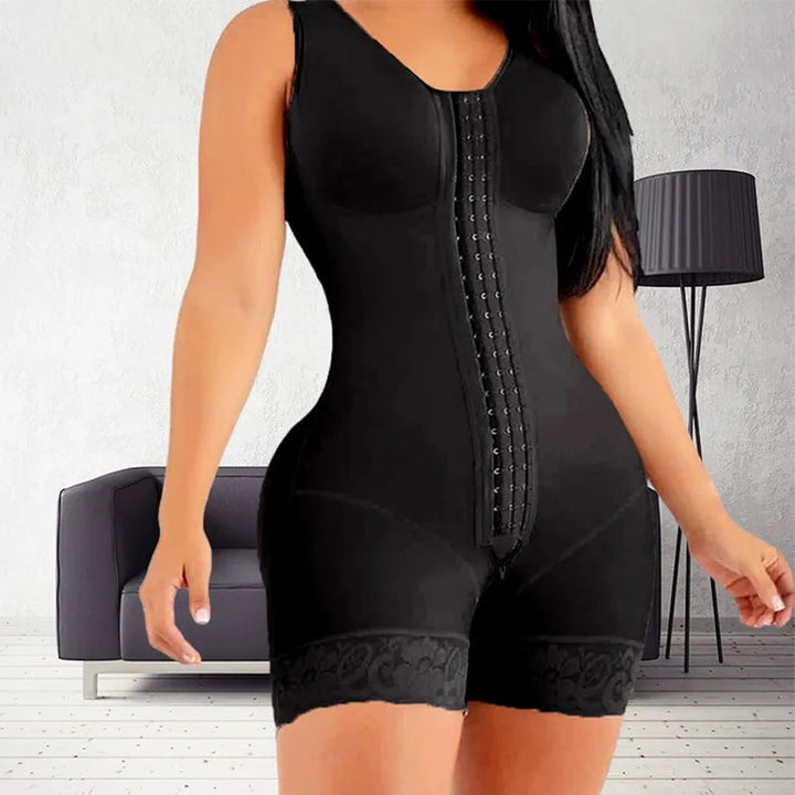 "Elegant svart one-piece shapewear bodysuit för kvinnor, erbjuder kroppsskulptering och öppen gren design för bekvämlighet."