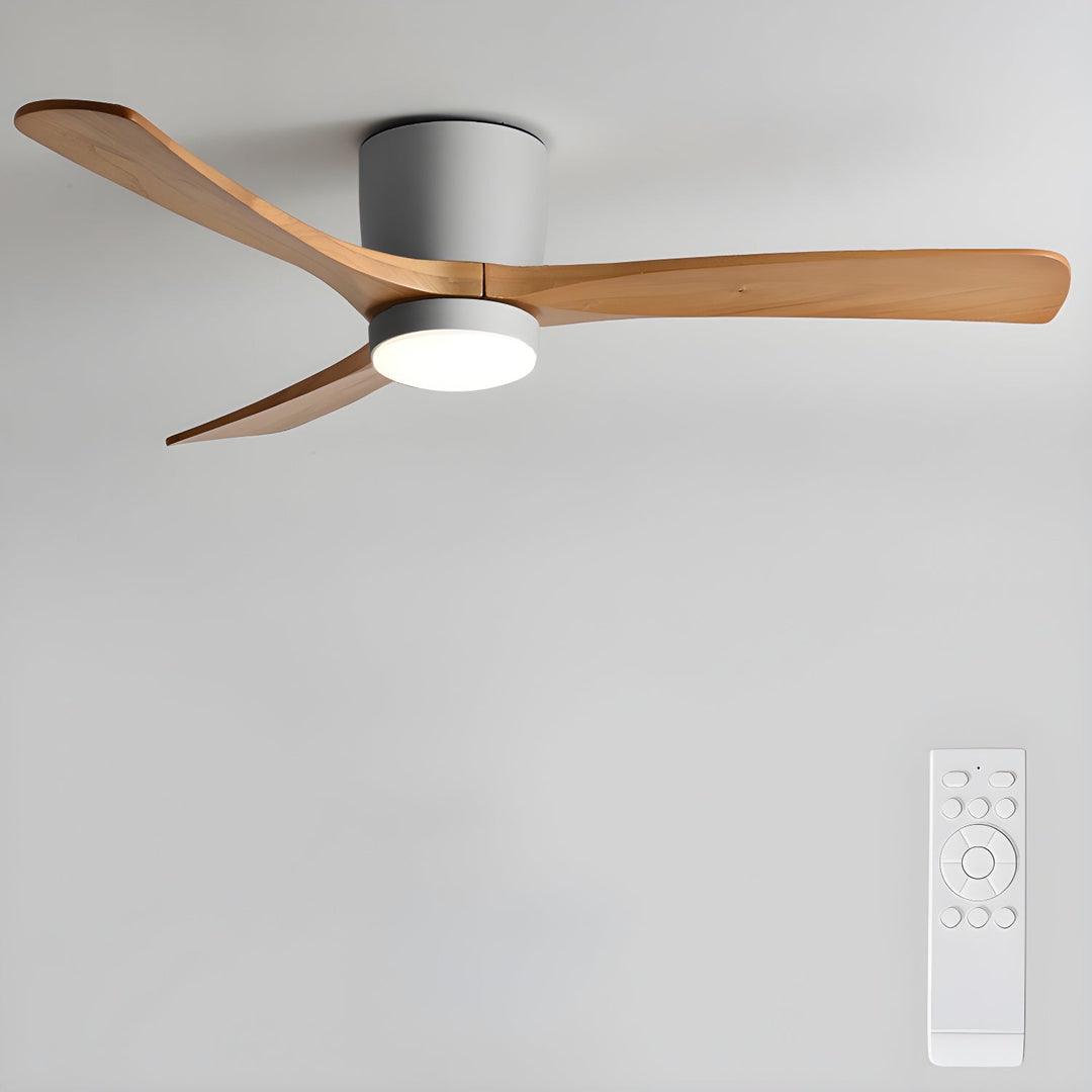 Exklusiv takfläktlampa med trädetaljer, LED-belysning och fjärrkontroll.