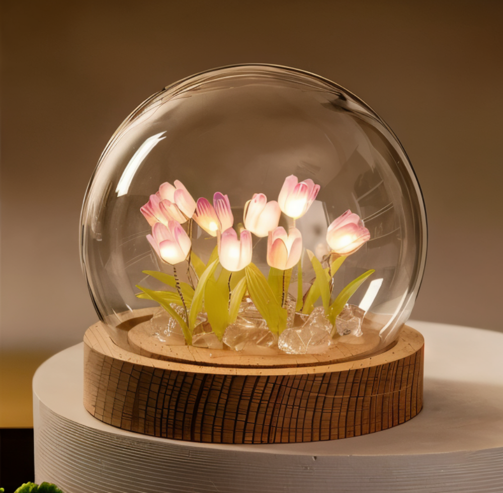 Blomlampa LED nattljus, handgjord tulpanlampa som berikar sovrumsinredning.