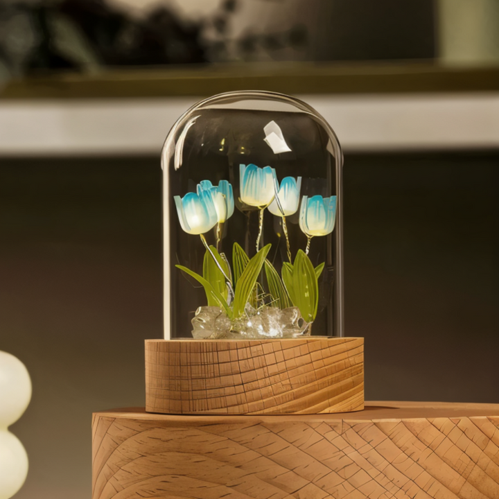 Present: Elegant DIY tulpan bordslampa, unikt LED nattljus för en speciell person.
