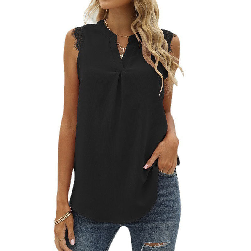"Elegant V-ringad ärmlös damväst i spetsmönstrad polyester, perfekt för lager på lager och romantiska sommaroutfits."