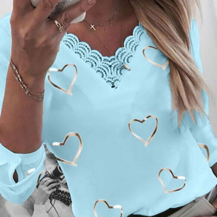"Elegant v-ringad långärmad herrtröja med stilrena spetsdetaljer, perfekt för både vardagsbruk och formella tillfällen."