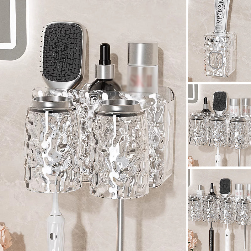 "Elegant väggmonterad tandborsthållare med munsköljkopp i silver/grå, sparar plats och håller badrummet organiserat."