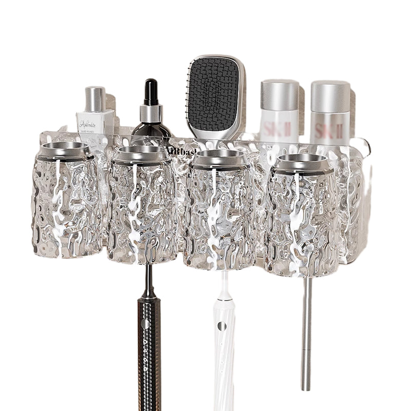 "Elegant väggmonterad tandborsthållare med munsköljkopp i silver/grå, sparar plats och håller badrummet organiserat."